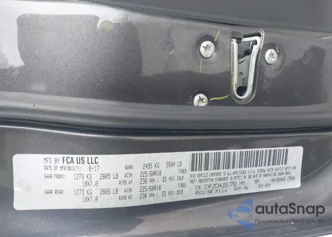 2018 Jeep Cherokee Latitude 4X4 z USA, uszkodzony, nr VIN 1C4PJMCX4JD517792